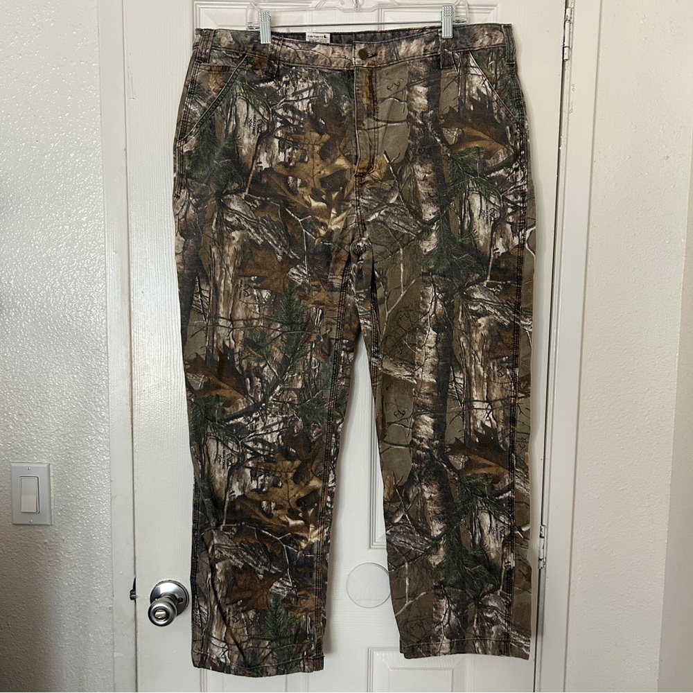 Carhartt Real tree Camo carpenter pants 42x32